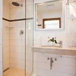 Carlton Hotel