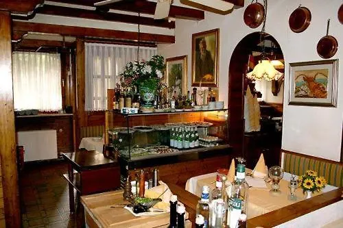 Carlton Ξενοδοχείο 3*