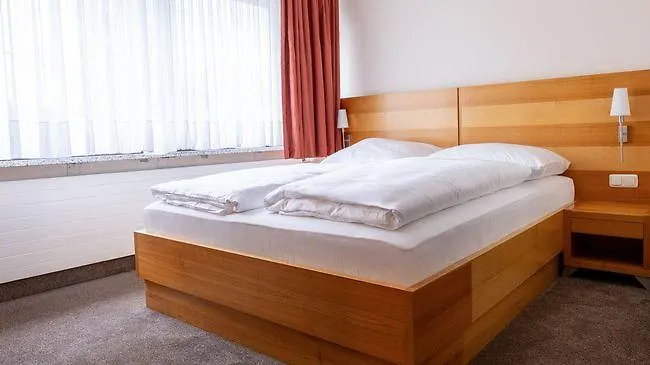 Carlton Ξενοδοχείο Ντούισμπουργκ