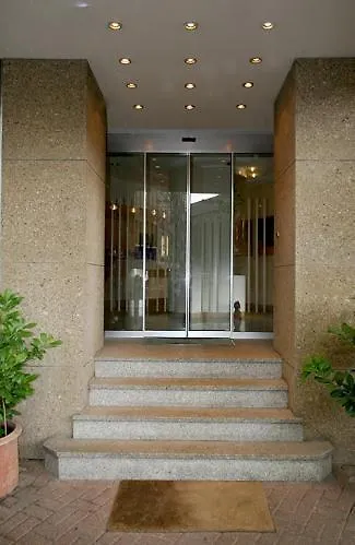 Carlton Ντούισμπουργκ