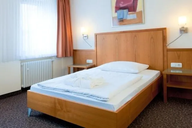 Carlton Ντούισμπουργκ