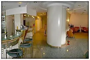 Ξενοδοχείο Carlton 3*